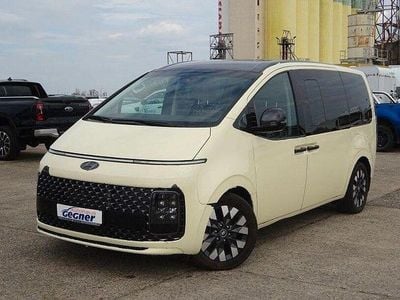 Gebraucht Hyundai Staria Signature 177 PS (130 kW) 2022 Andere Van / Kleinbus
