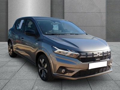 Neu Dacia Sandero Journey 101 PS (74 kW) 2025 Dolomitgrau Limousine