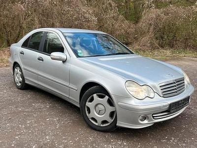 Gebraucht Mercedes C180 143 PS (105 kW) 2007 Silber Limousine