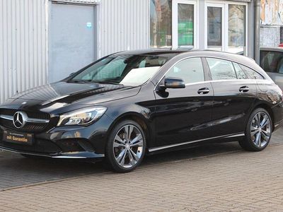 Gebraucht Mercedes CLA180 Shooting Brake AMG line 122 PS (89 kW) 2016 Schwarz Kombi