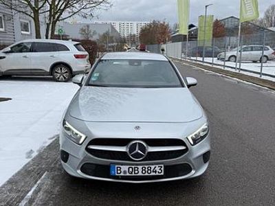 Gebraucht Mercedes A180 116 PS (85 kW) 2020 Silber Kombi