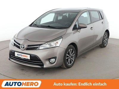 Gebraucht Toyota Verso Skyview Edition 112 PS (82 kW) 2015 Silber Van / Kleinbus
