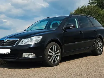 Gebraucht Skoda Octavia 140 PS (102 kW) 2012 Schwarz Limousine