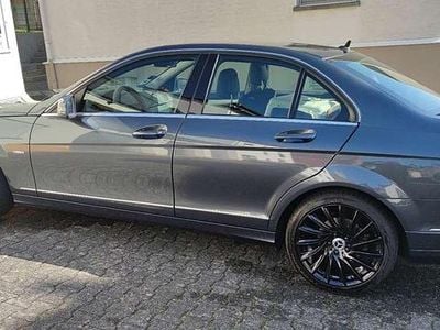 Gebraucht Mercedes C180 Avantgarde 156 PS (114 kW) 2010 Grau Limousine