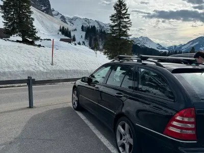 Gebraucht Mercedes C220 2001 Schwarz Kombi
