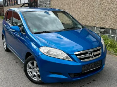 Käytetty Honda FR-V Comfort 125 HP (91 kW) 2006 Sininen Tila-auto