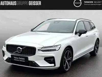 Gebraucht Volvo V60 Plus 197 PS (144 kW) 2025 Weiß Kombi