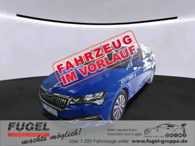 Gebraucht Skoda Superb Ambition 218 PS (160 kW) 2022 Energyblau Kombi