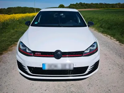 Gebraucht VW Golf VII GTI 235 PS (172 kW) 2015 Weiß Kleinwagen