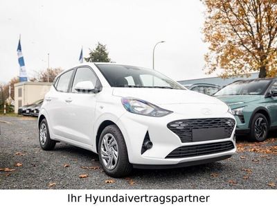 Weiß Gebraucht 2024 Hyundai i10 Select Kleinwagen | 17.285 € (Etwas zu teuer)