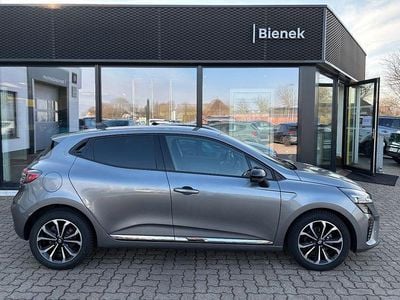 Gebraucht Renault Clio V Techno 91 PS (66 kW) 2025 Grau Limousine