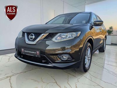Gebraucht Nissan X-Trail Acenta 131 PS (96 kW) 2015 Titanium olive (m) SUV