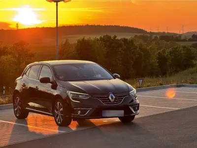 Gebraucht Renault Mégane Bose Edition 131 PS (96 kW) 2016 Schwarz Kleinwagen