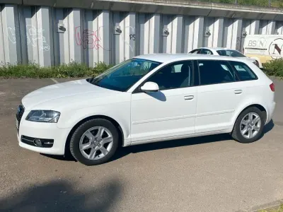 Usado Audi A3 105 HP (77 kW) 2011 Branco Citadino