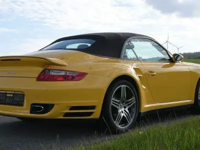 Gebraucht Porsche 911 Turbo Cabriolet Chrono 480 PS (353 kW) 2008 Gelb Cabrio