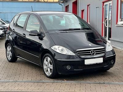 Kosmosschwarz metalliclack Gebraucht 2011 Mercedes A180 Limousine | 5.995 € (Fairer Preis)