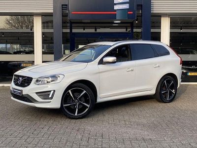 Second-hand Volvo XC60 R-Design 181 CP (133 kW) 2014 Alb SUV