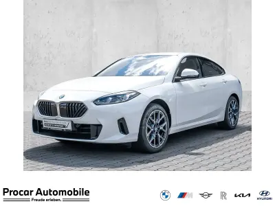 Gebraucht BMW 220 150 PS (110 kW) 2025 Weiß Coupé
