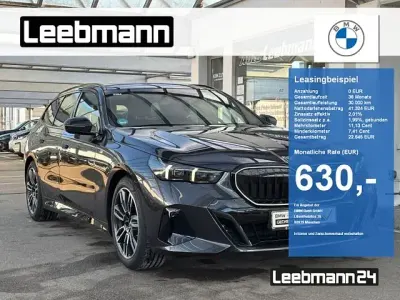 Gebraucht BMW 520 M Sport 197 PS (144 kW) 2025 Grau Limousine