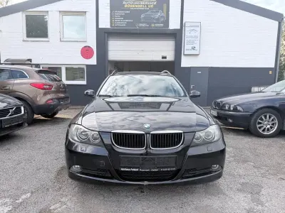 Gebraucht BMW 320 163 PS (119 kW) 2006 Schwarz Kombi