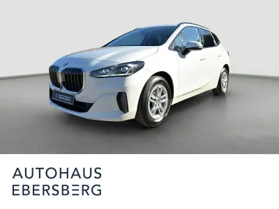 Gebraucht BMW 218 Active Tourer Luxury Line 150 PS (110 kW) 2022 Weiß Van / Kleinbus