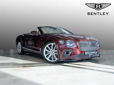 Usata Bentley Azure 549 CV (403 kW) 2022 Rosso Cabrio