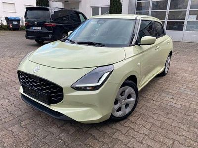 Gebraucht Suzuki Swift 88 PS (64 kW) 2025 Gelb Kleinwagen