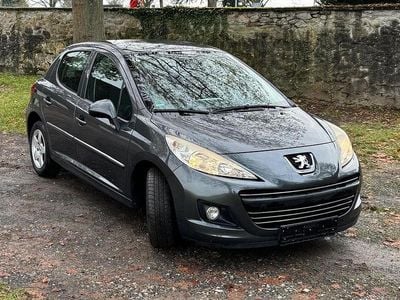 Gebraucht Peugeot 207 Premium 120 PS (88 kW) 2011 Grau Limousine