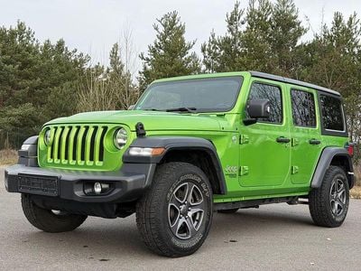 Gebraucht Jeep Wrangler Unlimited Sport 200 PS (147 kW) 2019 Grün SUV