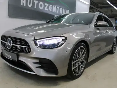 Gebraucht Mercedes E220 AMG line 194 PS (142 kW) 2020 Mojavesilber Kombi