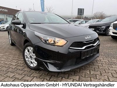 Gebraucht Kia Ceed Vision 160 PS (117 kW) 2022 Schwarz Kleinwagen
