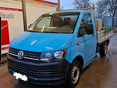 Blau Gebraucht 2016 VW T6 Van | 11.900 € (Guter Preis)