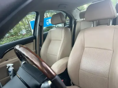 Gebraucht Ford Mondeo 140 PS (102 kW) 2005 Silber Limousine