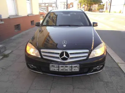 Gebraucht Mercedes C200 184 PS (135 kW) 2009 Obsidianschwarz  metalliclack Kombi