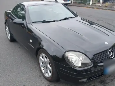 Gebraucht Mercedes SLK230 193 PS (141 kW) 2000 Schwarz Cabrio