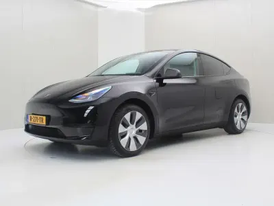 Gebraucht Tesla Model Y Standard Range 225 kW (306 PS) 2022 Schwarz SUV