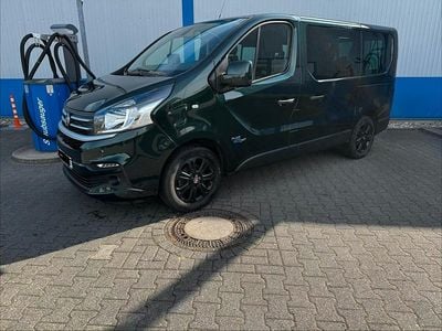 Gebraucht Fiat Talento Family 145 PS (106 kW) 2017 Grün Van / Kleinbus