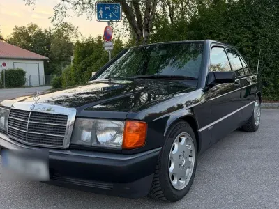 Gebraucht Mercedes 190 Sportline 109 PS (80 kW) 1993 Schwarz Limousine