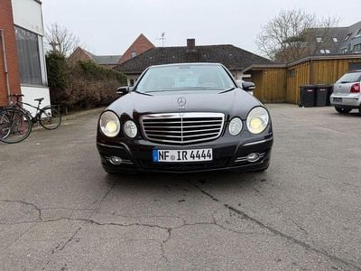 Gebraucht Mercedes E280 Avantgarde 190 PS (139 kW) 2006 Schwarz Limousine