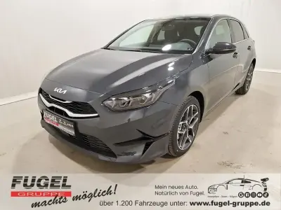Neu Kia Ceed Style 140 PS (102 kW) 2025 Dark penta metal Kleinwagen