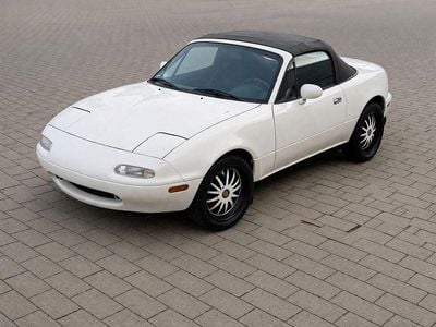 Second-hand Mazda MX5 116 CP (85 kW) 1991 Alb Cabrio