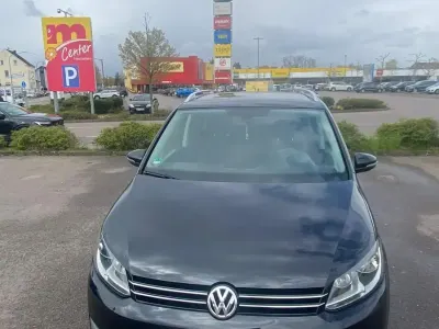 Usata VW Touran 105 CV (77 kW) 2013 Nero Monovolume