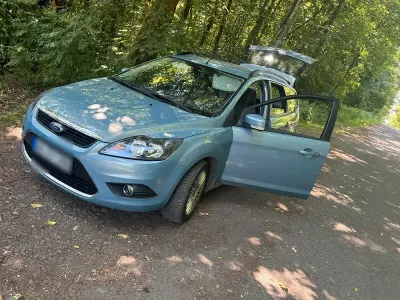 Gebraucht Ford Focus 145 PS (106 kW) 2009 Andere farben Limousine
