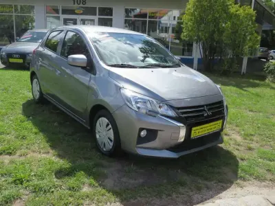 Gebraucht Mitsubishi Space Star Spirit 71 PS (52 kW) 2021 Platinumgrau (m) Kleinwagen