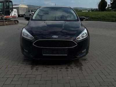 Second-hand Ford Focus 125 CP (91 kW) 2017 Negru Break