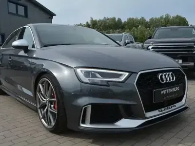 Gebraucht Audi RS3 Sport 400 PS (294 kW) 2017 Grau Limousine