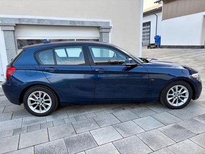 Gebraucht BMW 118 Sport Line 143 PS (105 kW) 2011 Blau Kleinwagen