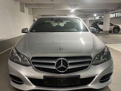 Gebraucht Mercedes E200 Elegance 184 PS (135 kW) 2013 Silber Limousine