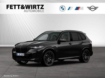 Second-hand BMW X5 M Sport 298 CP (219 kW) 2025 Negru SUV
