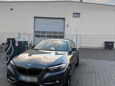 BMW 218